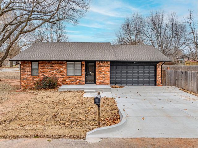 221 SW 6th Street, Blanchard, OK 73010