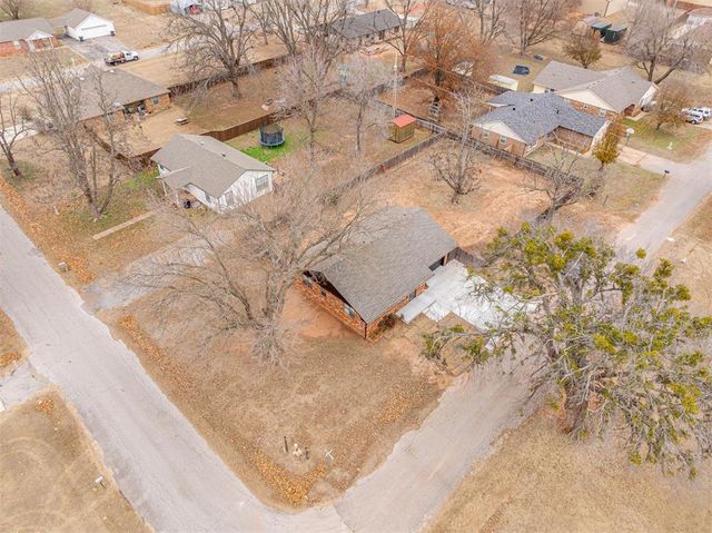 221 SW 6th Street, Blanchard, OK 73010
