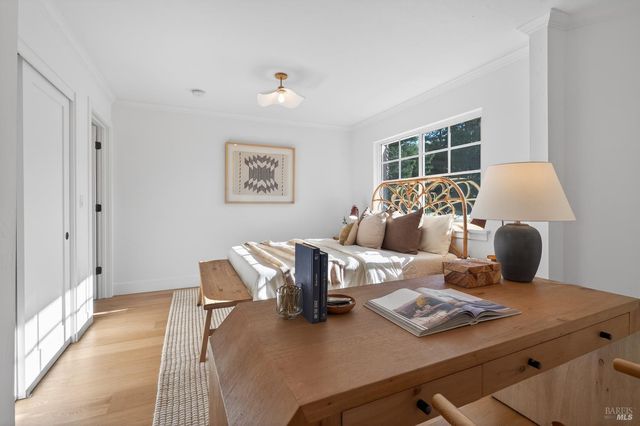 20 Archibald Ln, Novato, CA 94945