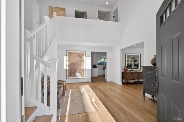 20 Archibald Ln, Novato, CA 94945