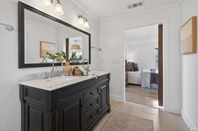 20 Archibald Ln, Novato, CA 94945