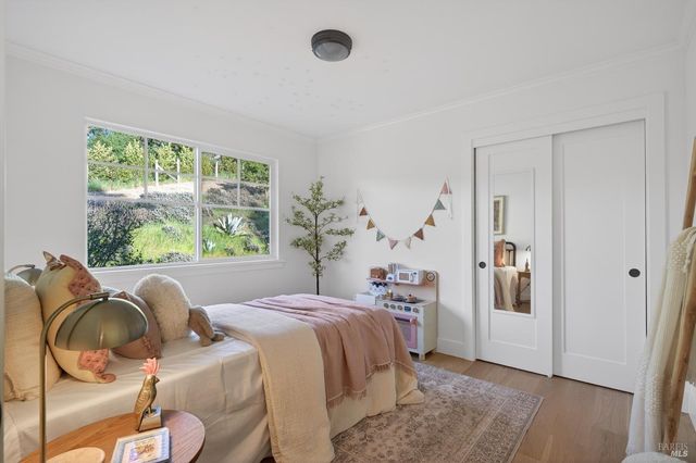 20 Archibald Ln, Novato, CA 94945