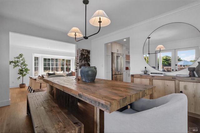 20 Archibald Ln, Novato, CA 94945