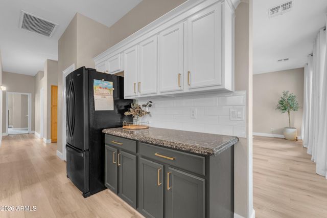 840 W CHERRYWOOD Drive, Chandler, AZ 85248