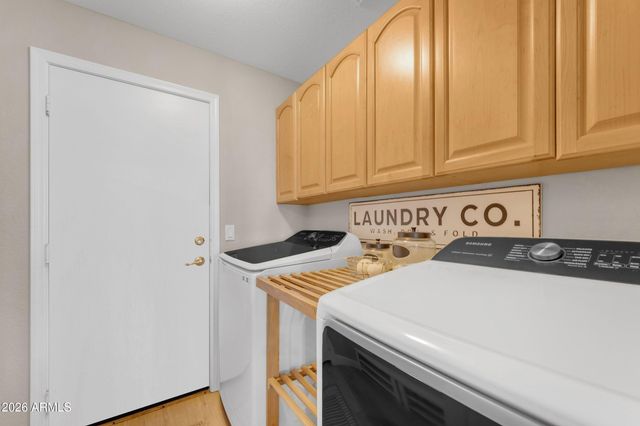 840 W CHERRYWOOD Drive, Chandler, AZ 85248