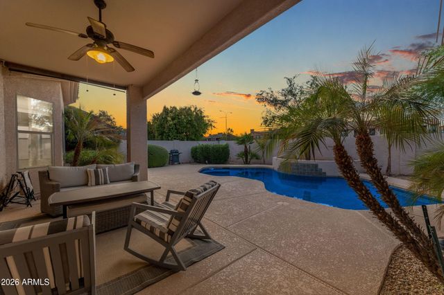 840 W CHERRYWOOD Drive, Chandler, AZ 85248