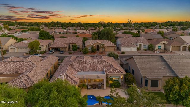 840 W CHERRYWOOD Drive, Chandler, AZ 85248
