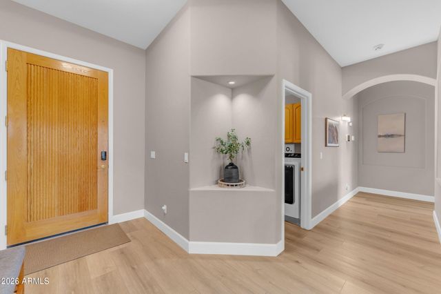 840 W CHERRYWOOD Drive, Chandler, AZ 85248