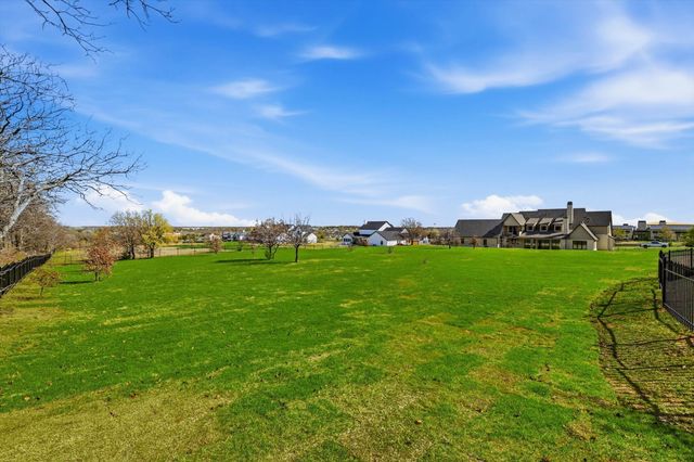 1401 Brian Street, Bartonville, TX 76226