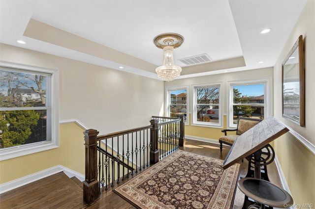 890 S Long Beach Avenue, Freeport, NY 11520