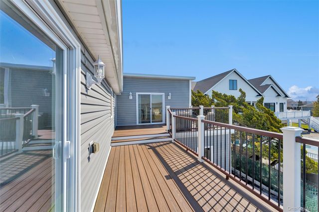890 S Long Beach Avenue, Freeport, NY 11520