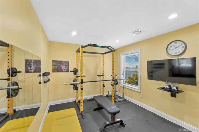 890 S Long Beach Avenue, Freeport, NY 11520