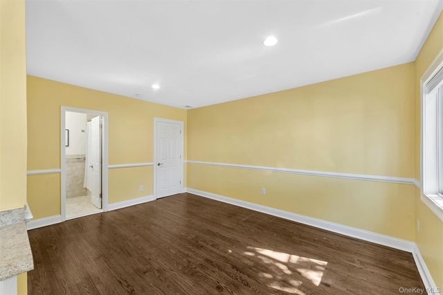 890 S Long Beach Avenue, Freeport, NY 11520