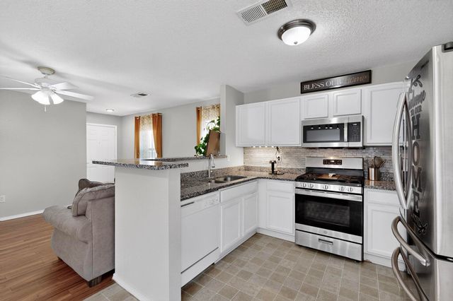 11204 Whimbrel Court SW, Albuquerque, NM 87121