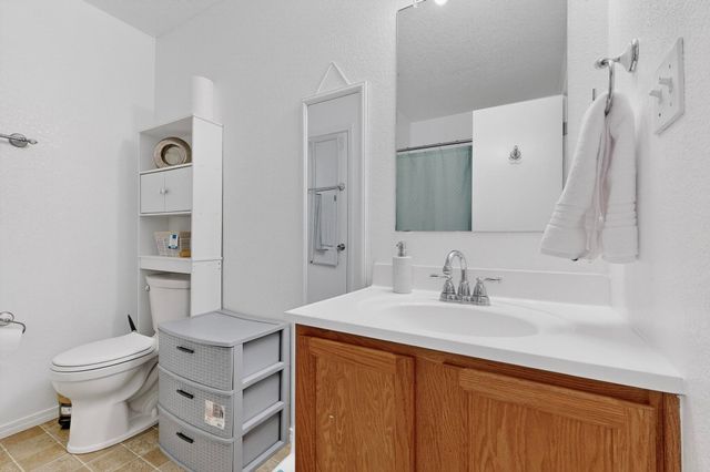 11204 Whimbrel Court SW, Albuquerque, NM 87121