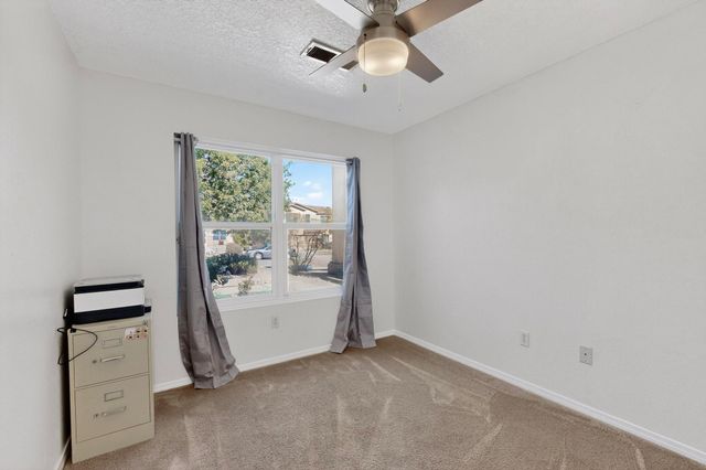 11204 Whimbrel Court SW, Albuquerque, NM 87121