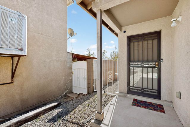 11204 Whimbrel Court SW, Albuquerque, NM 87121