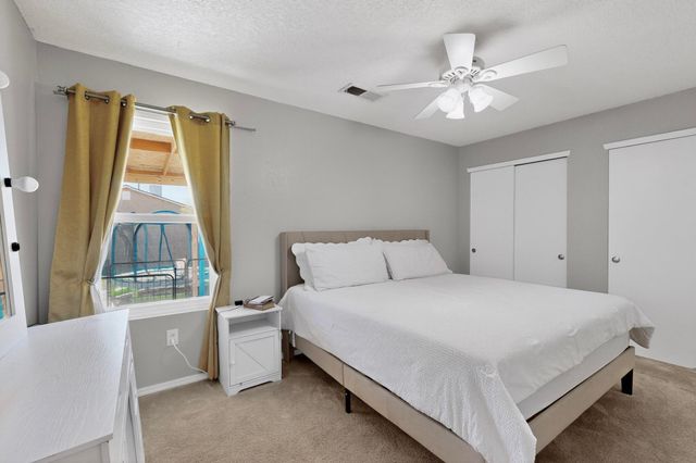 11204 Whimbrel Court SW, Albuquerque, NM 87121