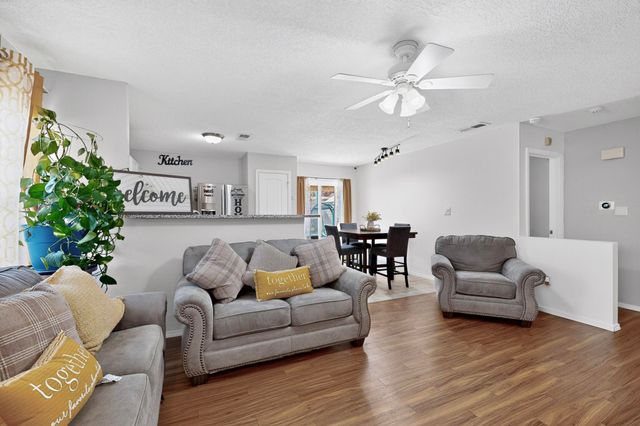 11204 Whimbrel Court SW, Albuquerque, NM 87121