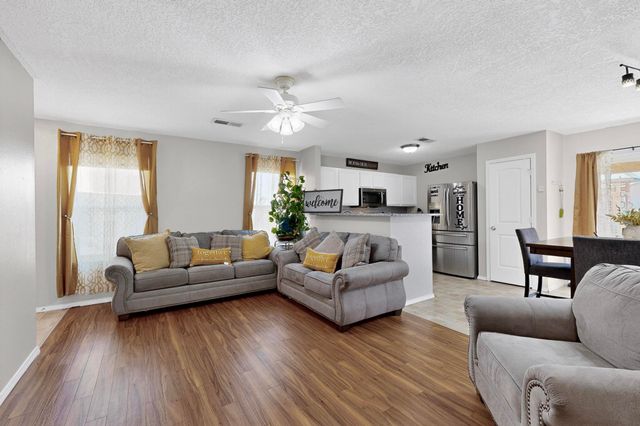 11204 Whimbrel Court SW, Albuquerque, NM 87121