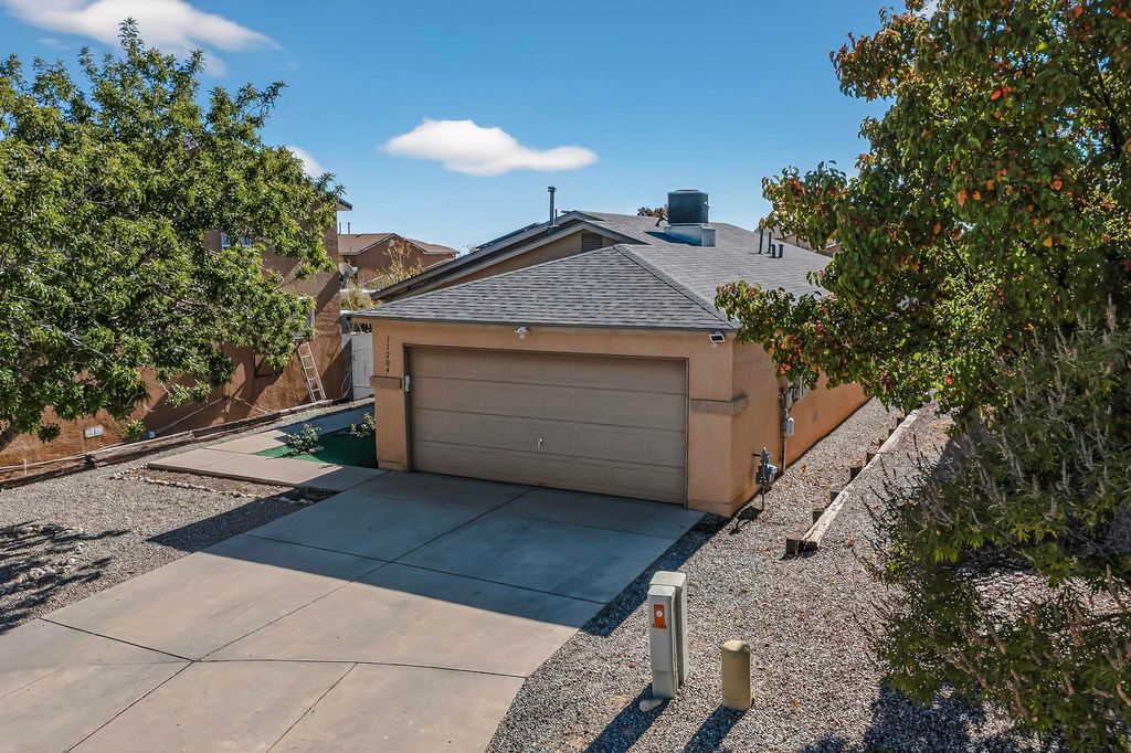 11204 Whimbrel Court SW, Albuquerque, NM 87121