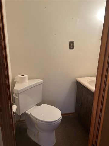 3178 New Hampshire Drive, Lower Burrell, PA 15068