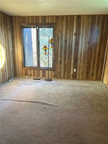 3178 New Hampshire Drive, Lower Burrell, PA 15068