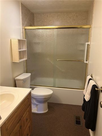 3178 New Hampshire Drive, Lower Burrell, PA 15068