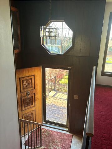 3178 New Hampshire Drive, Lower Burrell, PA 15068