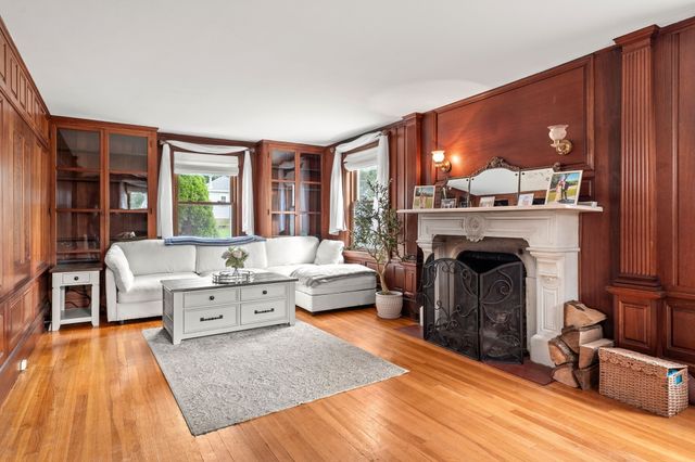23 Porter St C, Beverly, MA 01915