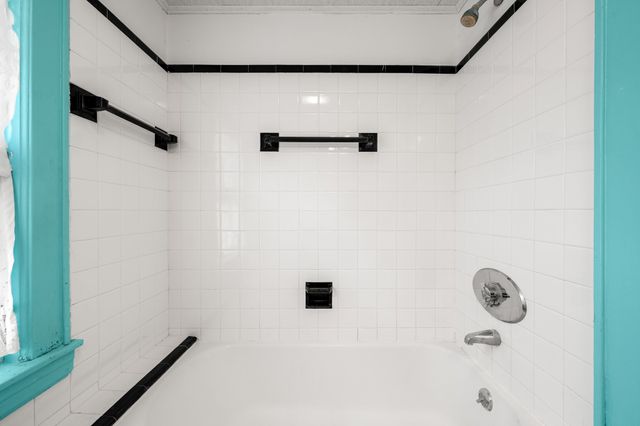 23 Porter St C, Beverly, MA 01915