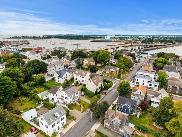23 Porter St C, Beverly, MA 01915
