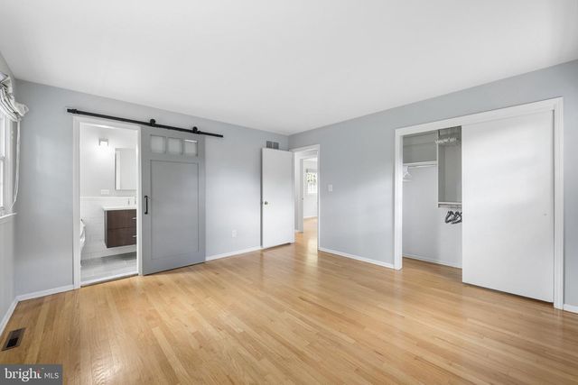 31 MONTGOMERY AVE, Rocky Hill, NJ 08553