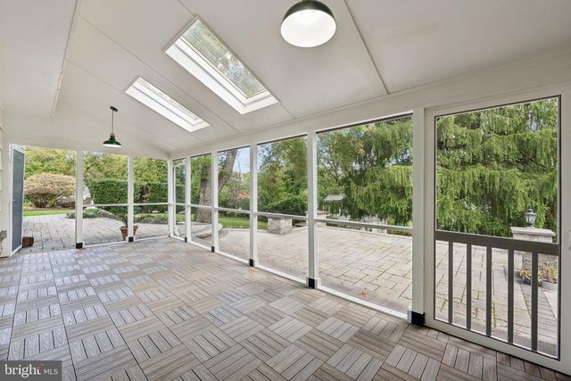 31 MONTGOMERY AVE, Rocky Hill, NJ 08553
