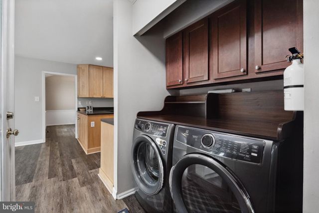 31 MONTGOMERY AVE, Rocky Hill, NJ 08553