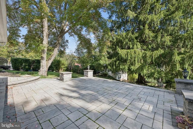 31 MONTGOMERY AVE, Rocky Hill, NJ 08553