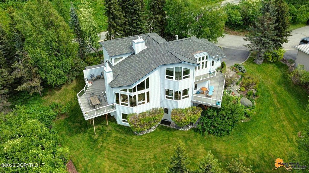 18706 Petrel Circle, Anchorage, AK 99516
