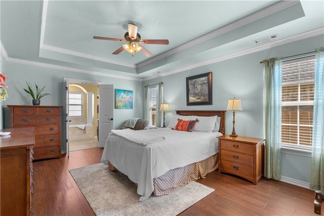 703 SW Barn Valley Road, Bentonville, AR 72712