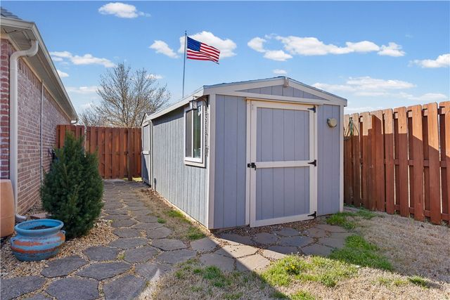 703 SW Barn Valley Road, Bentonville, AR 72712