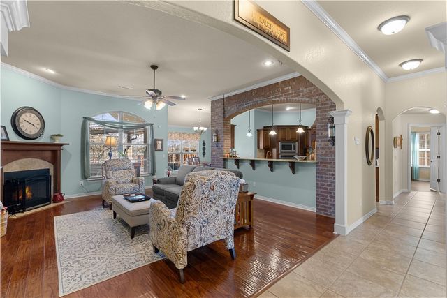 703 SW Barn Valley Road, Bentonville, AR 72712