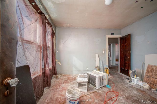 13305 Prest Street, Detroit, MI 48227