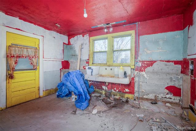 13305 Prest Street, Detroit, MI 48227