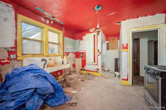 13305 Prest Street, Detroit, MI 48227