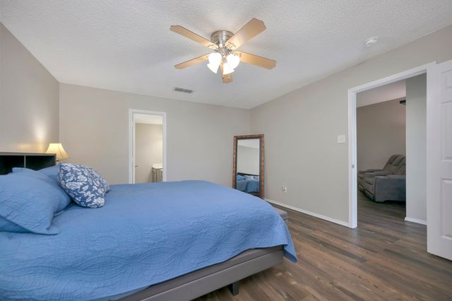 6354 Stonewater Bend Trail, Fort Worth, TX 76179