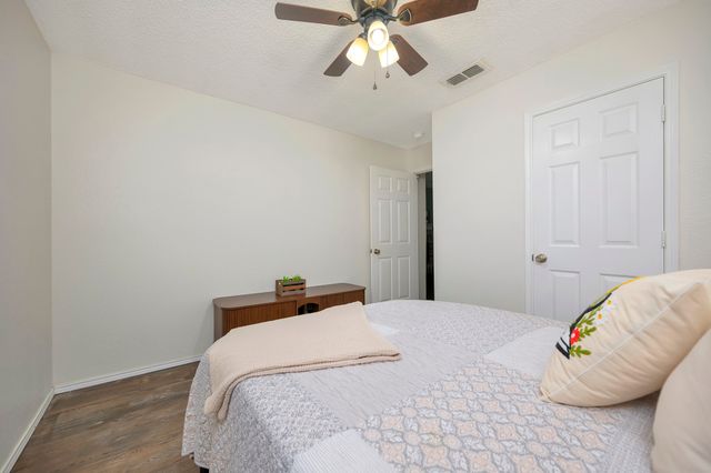 6354 Stonewater Bend Trail, Fort Worth, TX 76179