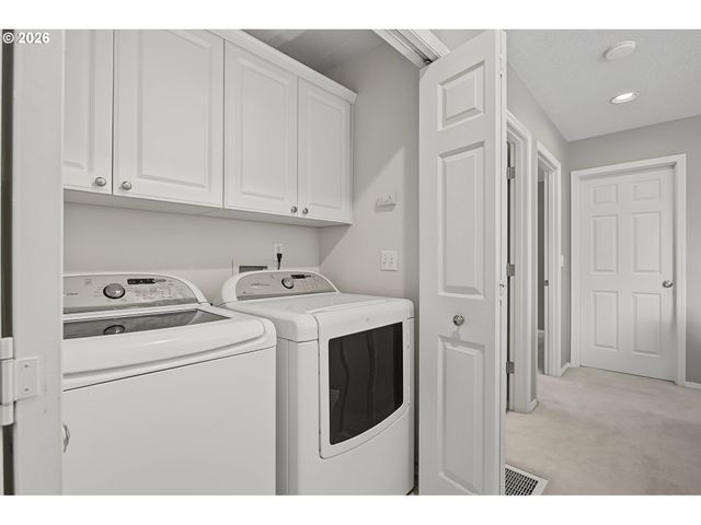 15105 Nw SWEETGALE Ln, Portland, OR 97229