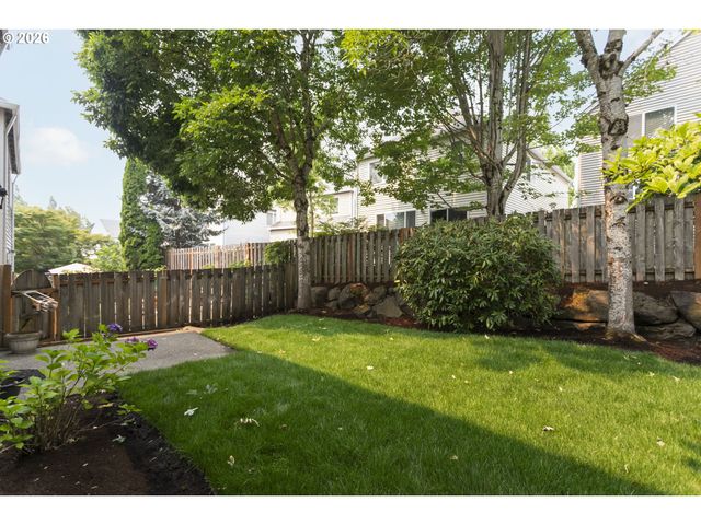 15105 Nw SWEETGALE Ln, Portland, OR 97229