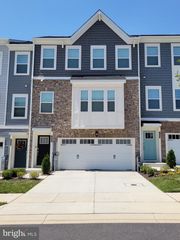 1806 WATERMARK WAY, Essex, MD 21221