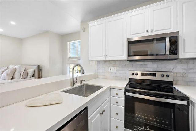 20301 Bluffside 313, Huntington Beach, CA 92646