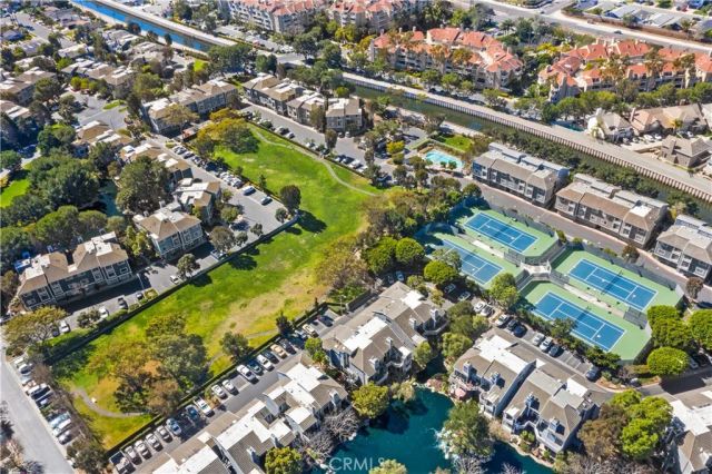 20301 Bluffside 313, Huntington Beach, CA 92646